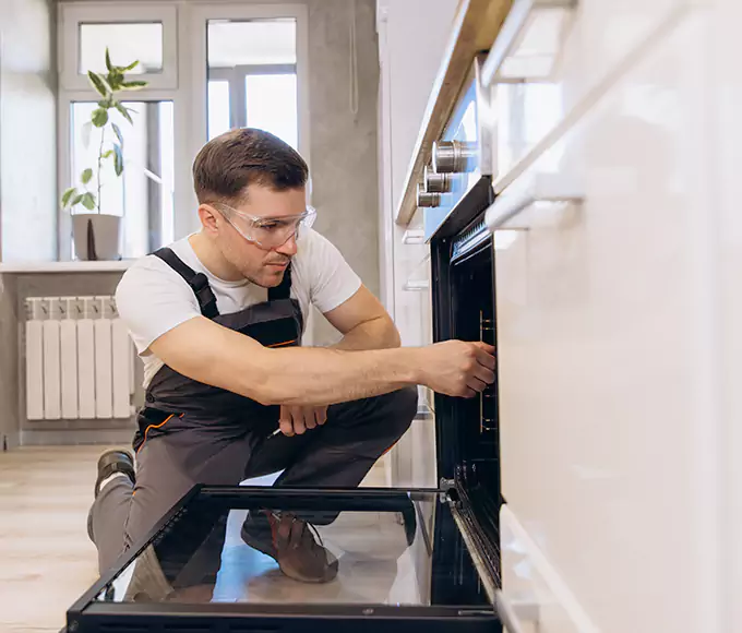 Why Melrose Bakers Rely on Melrose Appliance Pro for Every Electric Oven Fix?