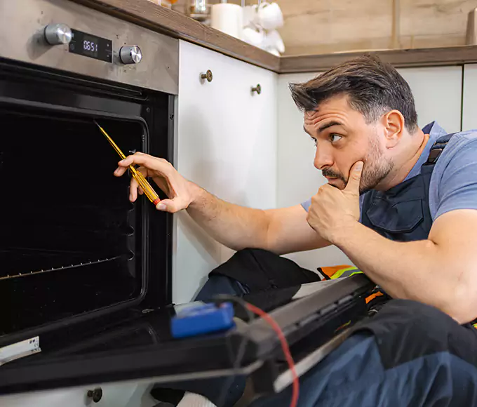 Why Melrose Households Choose Melrose Appliance Pro for Every Gas Oven Fix?