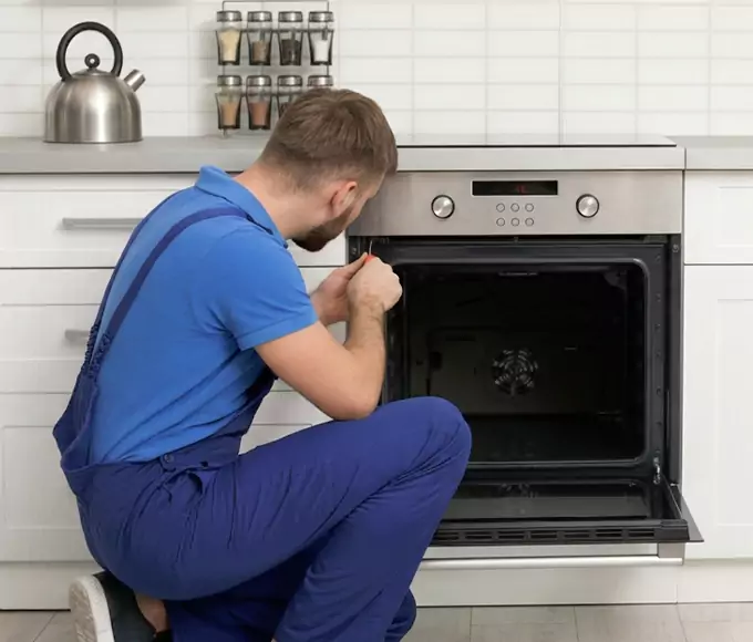 Why Melrose Appliance Pro Is the Quick Call for Range Repair in Melrose, MA?